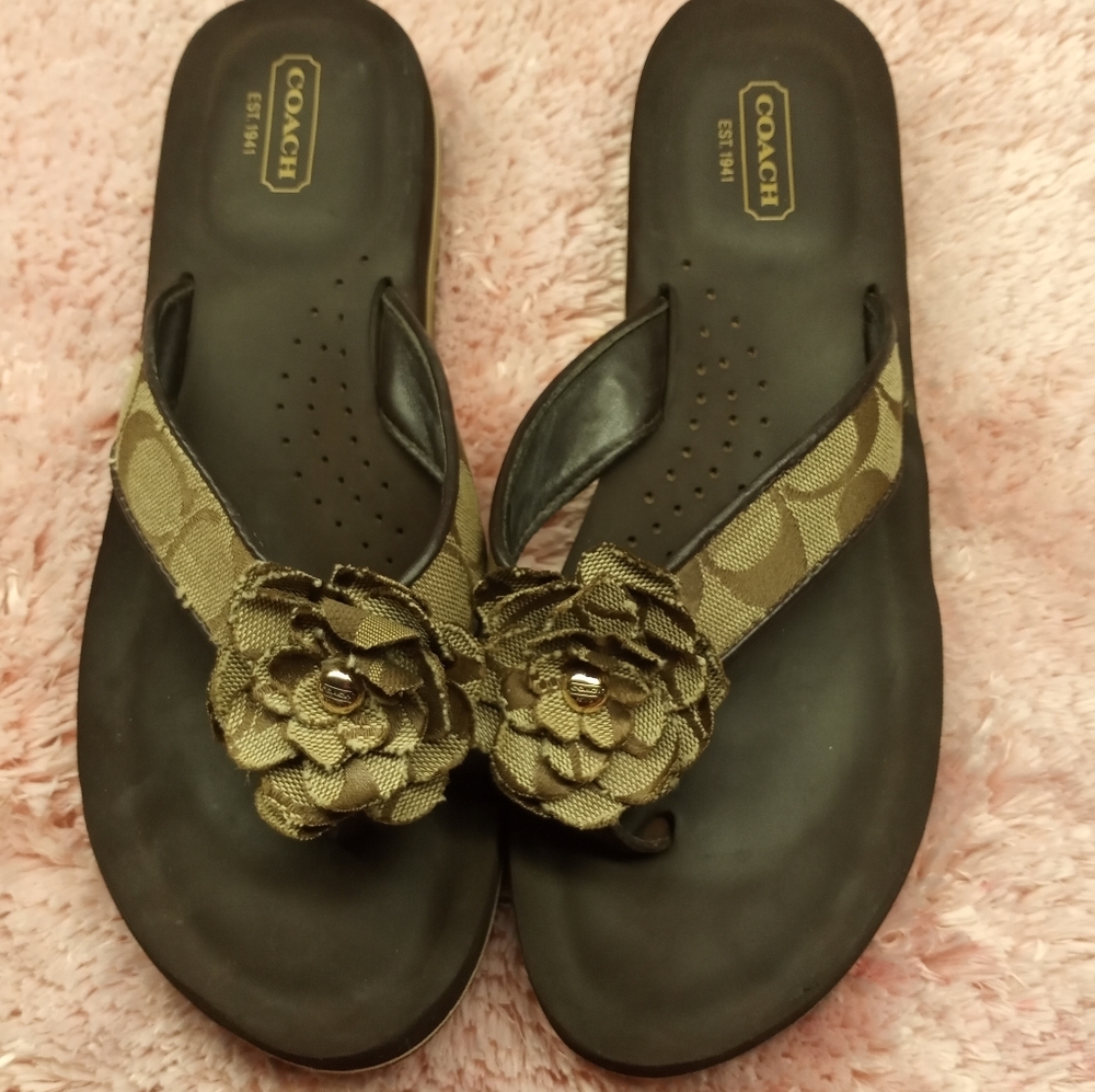 3 for $30 ✨Authentic💖Coach Flip-flops